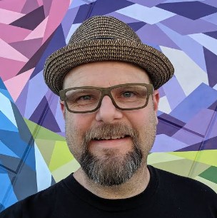 Alan Gratz