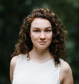 Darcy Coates