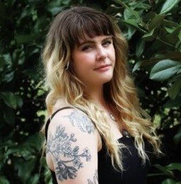 Hannah Whitten