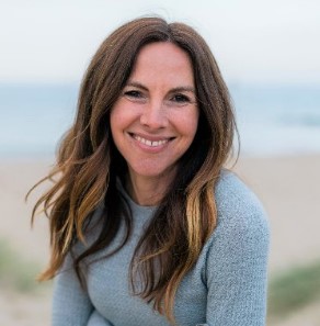 Lucy Clarke