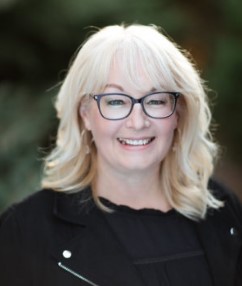 Lynn Painter