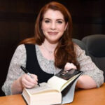 Stephenie Meyer