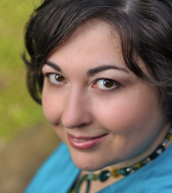 Stephanie Dray
