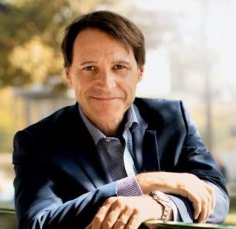 Rolf Dobelli