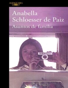 Portada de Asuntos de familia