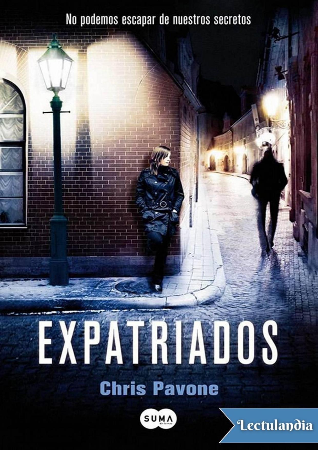 Expatriados de Chris Pavone, portada del libro